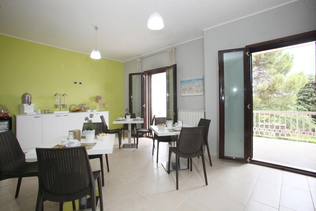 Bed and Breakfast La Dimora Bari Exterior foto