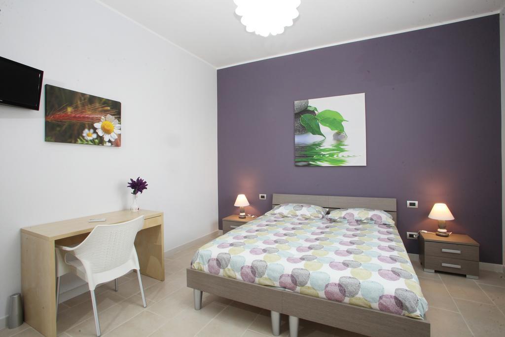 Bed and Breakfast La Dimora Bari Zimmer foto