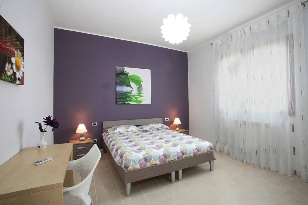 Bed and Breakfast La Dimora Bari Zimmer foto